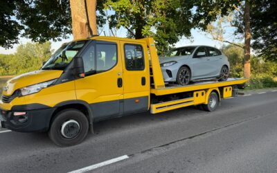 Holowanie BMW po kolizji z dzikiem pod Pelplinem. Szybka pomoc drogowa i transport do ASO BMW