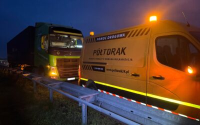 Mobilna wulkanizacja TIR A1. Wystrzał przedniej opony na 44. kilometrze w kierunku Gdańska
